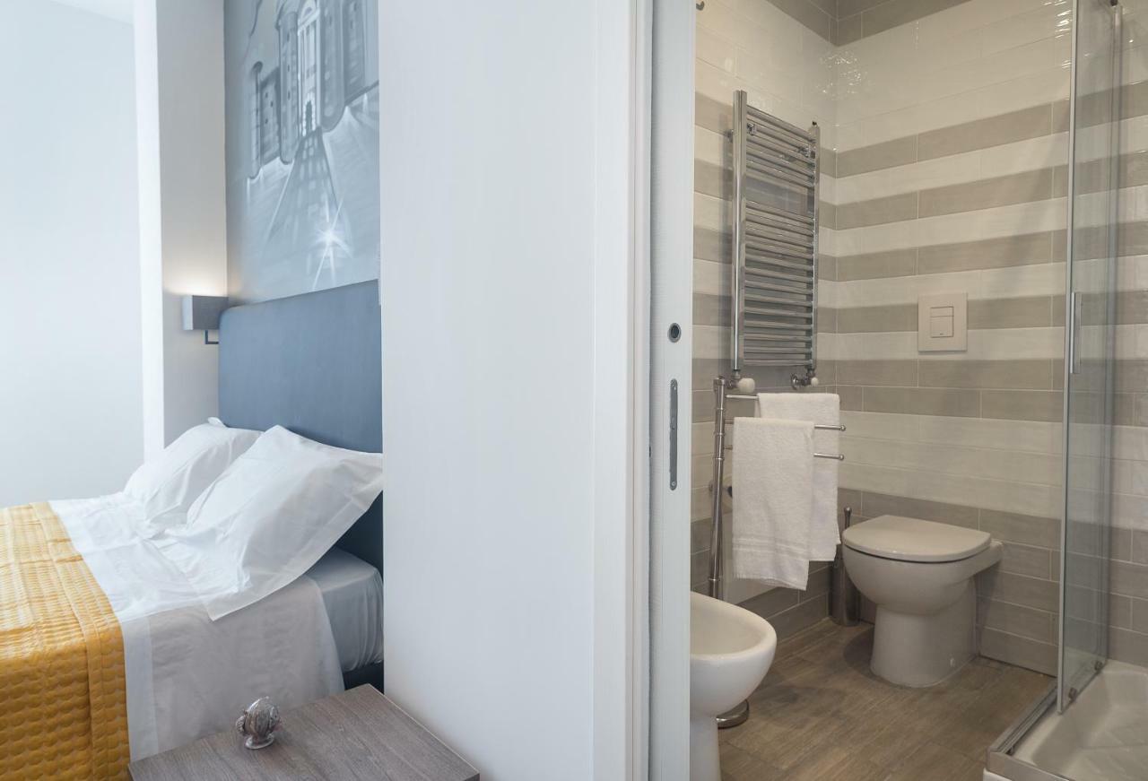 B&B Toledo One Neapel Exteriör bild